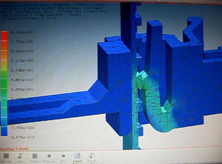 In der Zwischenzeit setzt HUA WEI Computerunterstützte Engineering-Analyse im RD-Prozess ein, um das Versagen von Produkten in der Frühphase zu verhindern und die Effizienz und Erfolgsquote bei der Entwicklung und Gestaltung neuer Produkte zu erhöhen.