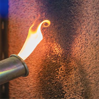 Die Schlüsselrolle von Kabelbindern in der Industrie: Flammschutz und Korrosionsbeständigkeit