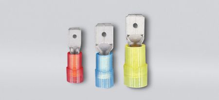 尼龙绝缘平揷式公端连接器(易进式铜管), 适用线径0.5-1.5 mm² - 尼龙绝缘平揷式公端连接器(易进式铜管)