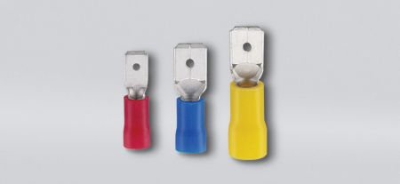 PVC绝缘平揷式公端连接器(易进式铜管), 适用线径0.5-1.5 mm² - PVC绝缘平揷式公端连接器(易进式铜管)